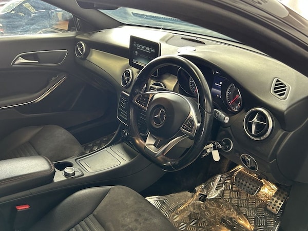 Used Mercedes-Benz CLA 2015 for sale - 76106253: Photo 35