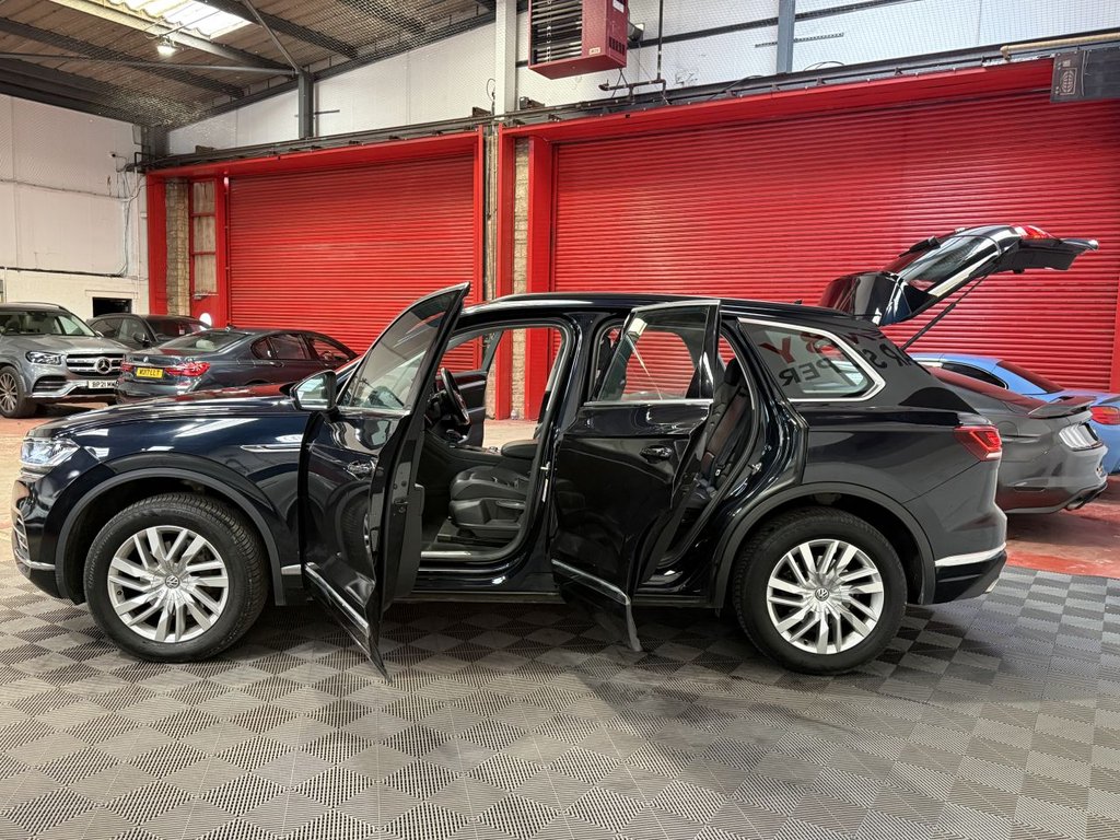 Used Volkswagen Touareg 2018 for sale - 77703644: Photo 13