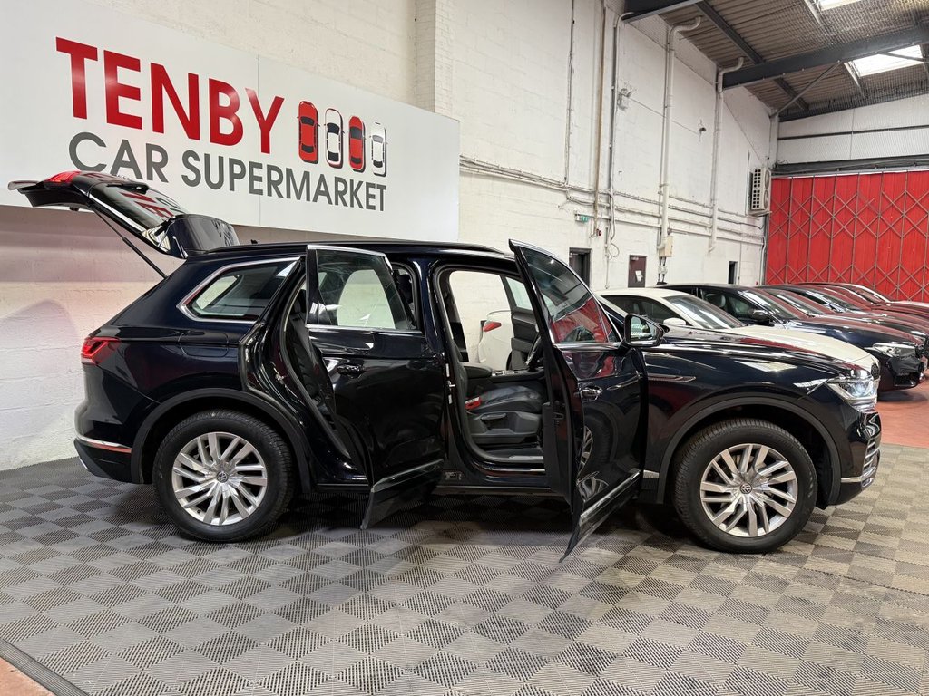 Used Volkswagen Touareg 2018 for sale - 77703644: Photo 14