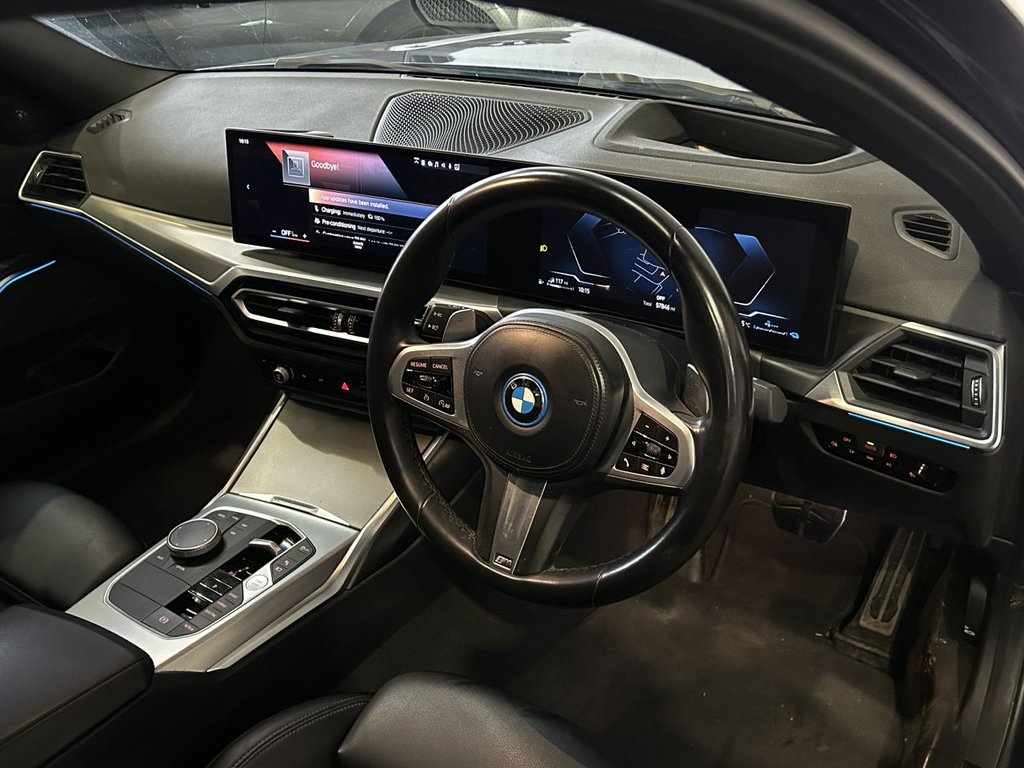 Used BMW 3 Series 2022 for sale - 77621838: Photo 32