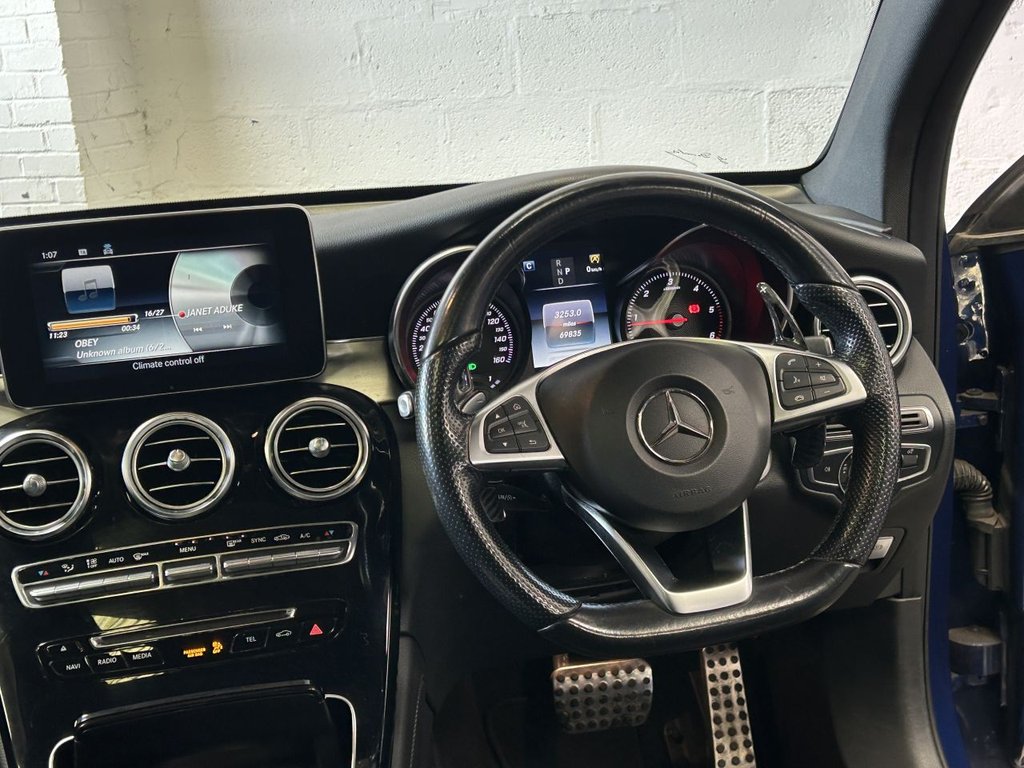 Vehicle 33