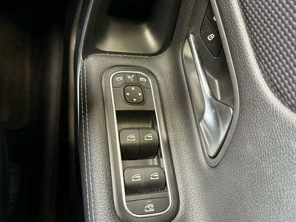 Used Mercedes-Benz A-Class 2018 for sale - 75654332: Photo 47