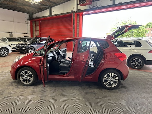 Used Kia Venga 2016 for sale - 75149346: Photo 13