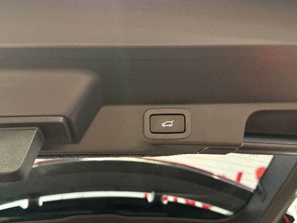 Used Land Rover Range Rover Sport 2019 for sale - 75739199: Photo 33