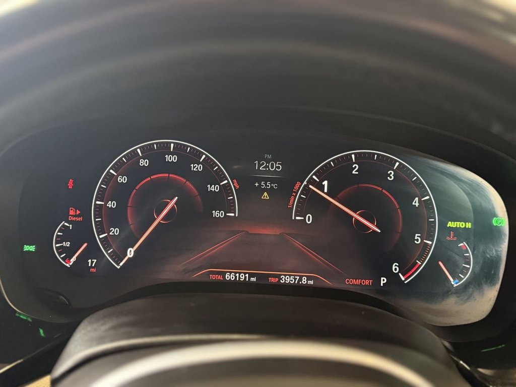 Used BMW 5 Series 2018 for sale - 77594470: Photo 38