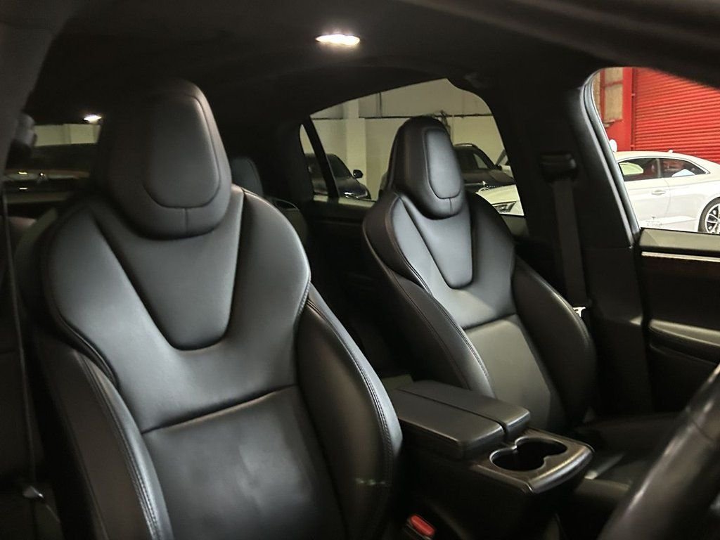 Used Tesla Model X 2019 for sale - 77020414: Photo 32