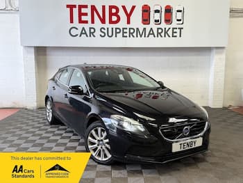 Used Volvo V40 2013 for sale - 79708393: Photo
