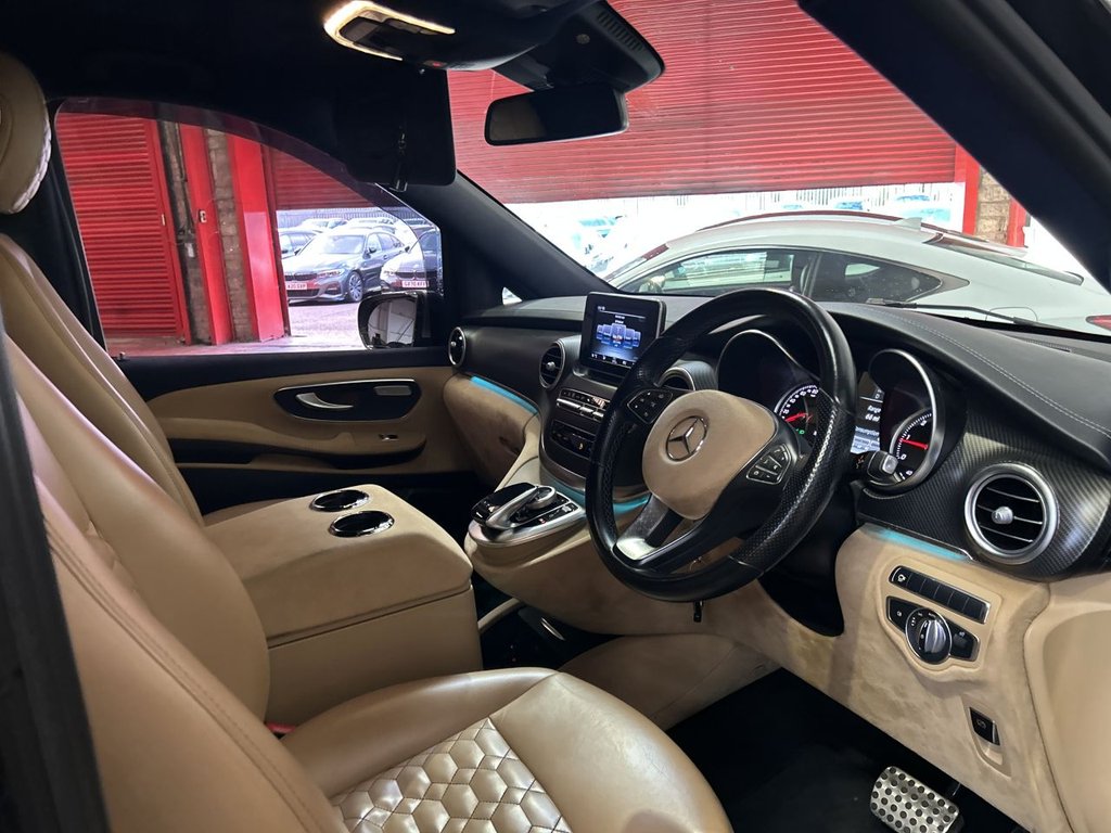 Used Mercedes-Benz V-Class 2017 for sale - 76570611: Photo 34