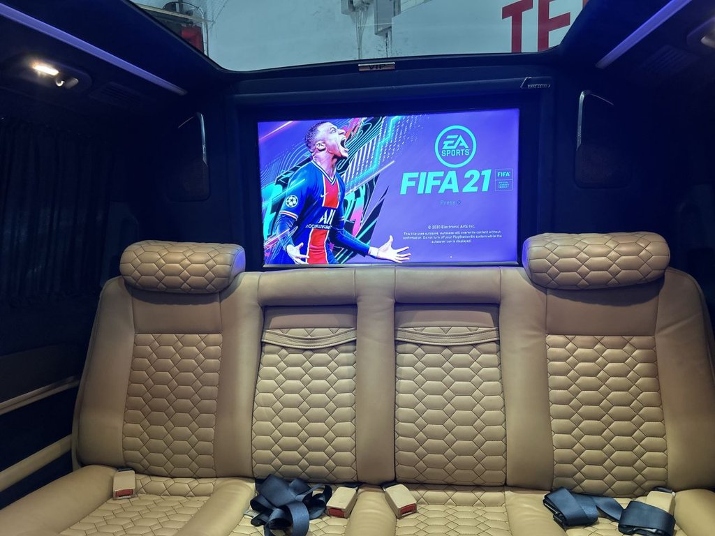 Used Mercedes-Benz V-Class 2017 for sale - 76570611: Photo 40