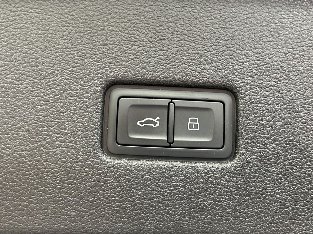 Used Audi RS Q8 2020 for sale - 77346713: Photo 25