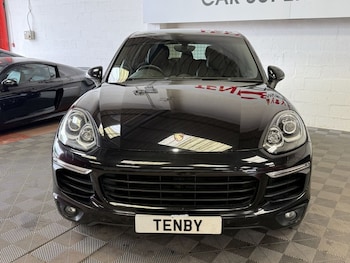 Used Porsche Cayenne 2017 for sale - 79072626: Photo