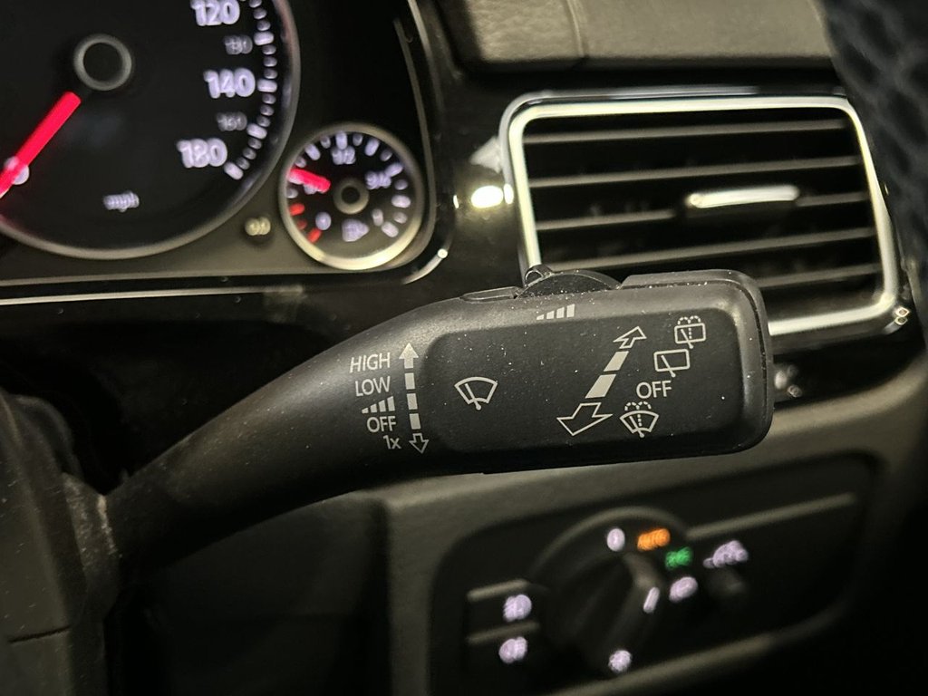 Used Volkswagen Touareg 2016 for sale - 76317211: Photo 40