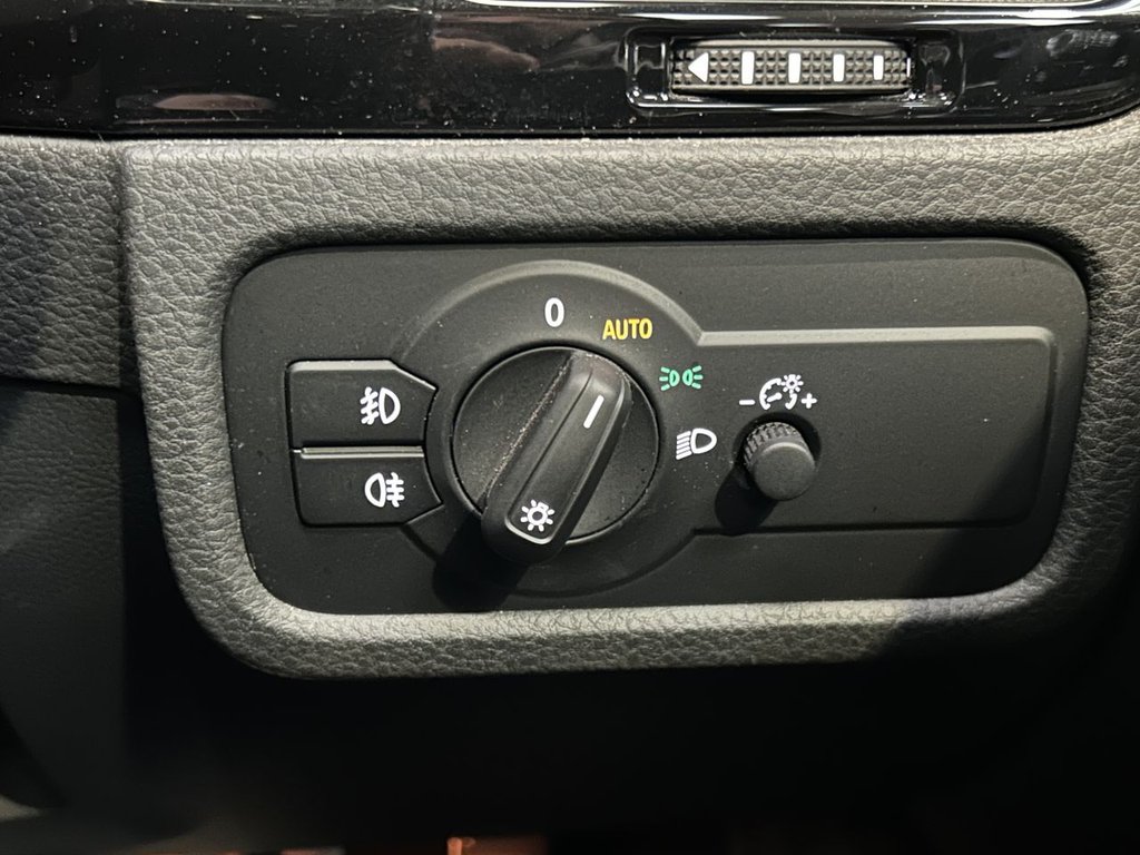 Used Volkswagen Touareg 2016 for sale - 76317211: Photo 50