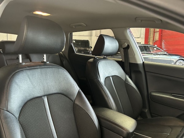 Used Kia Optima 2018 for sale - 76173127: Photo 28