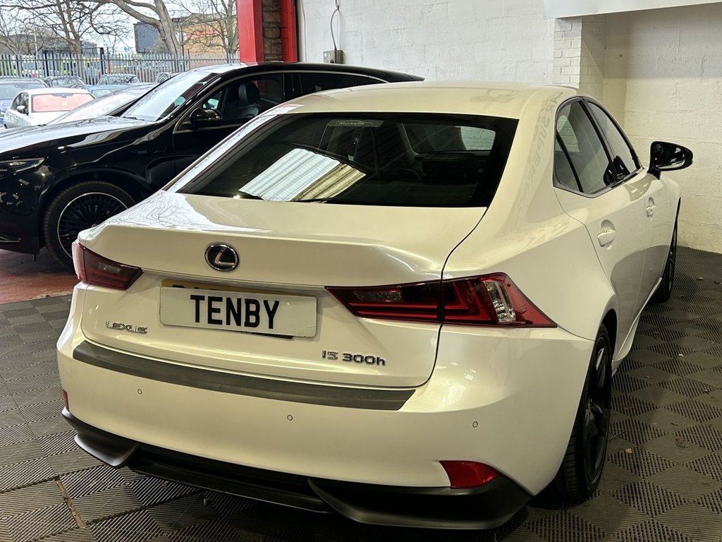 Used Lexus IS 2016 for sale - 77065044: Photo 10