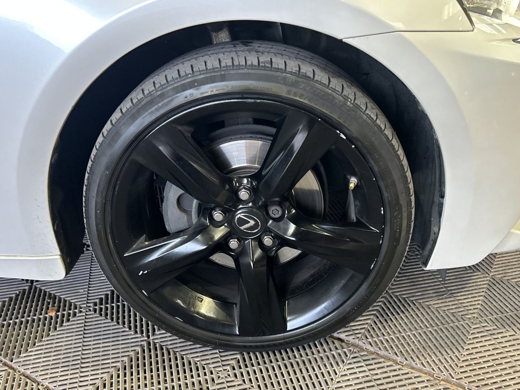 Used Lexus IS 2016 for sale - 77065044: Photo 25