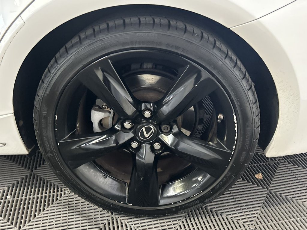 Used Lexus IS 2016 for sale - 77065044: Photo 27