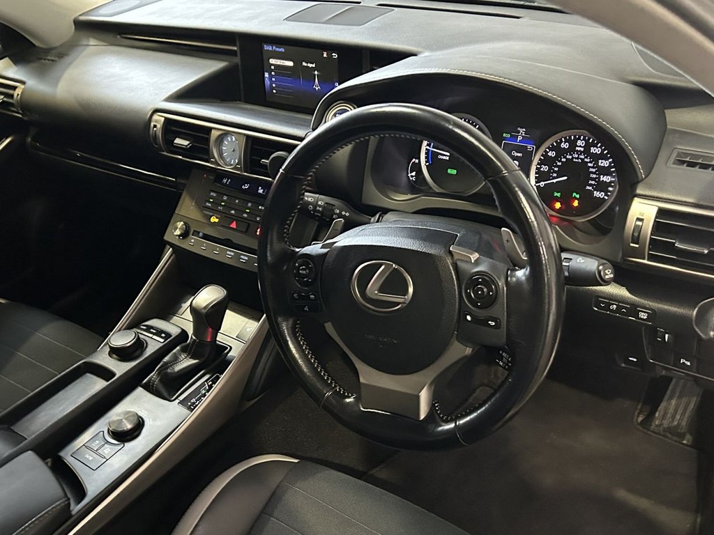 Used Lexus IS 2016 for sale - 77065044: Photo 32
