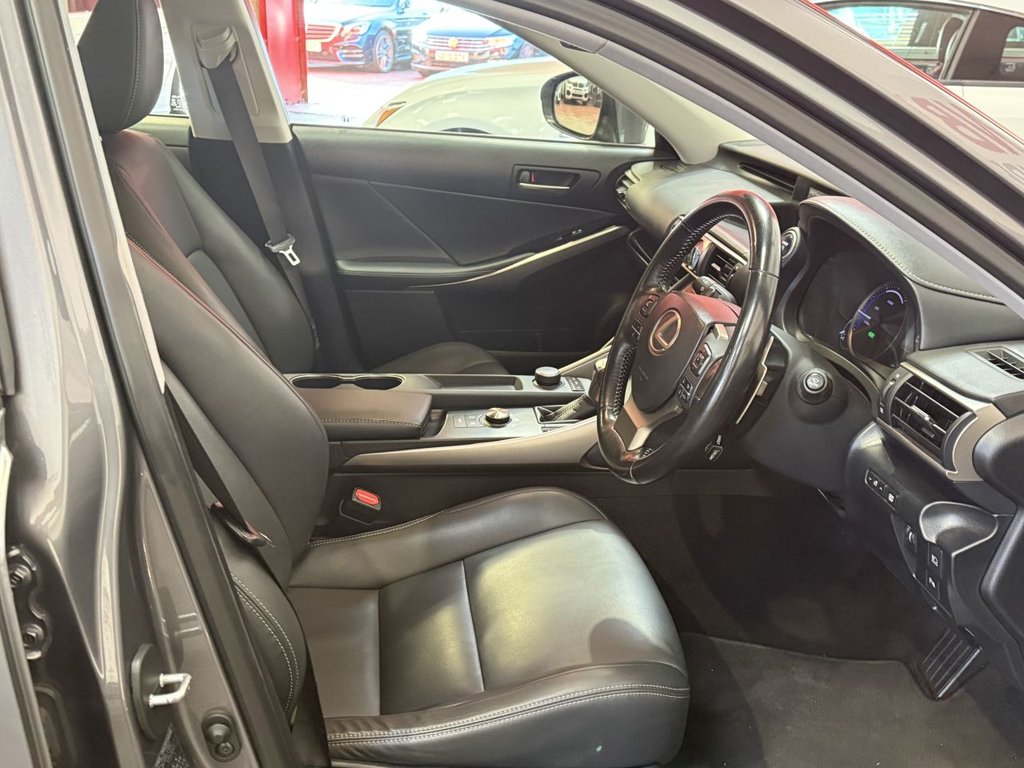 Used Lexus IS 2018 for sale - 76888610: Photo 29