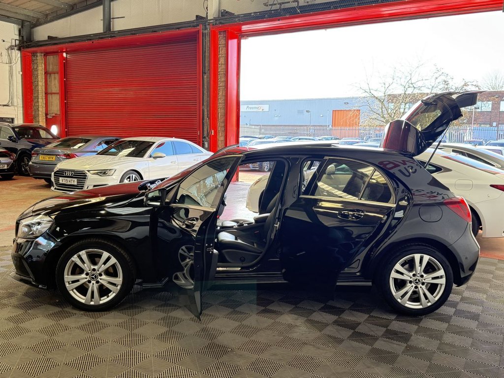 Used Mercedes-Benz A-Class 2017 for sale - 76740263: Photo 13