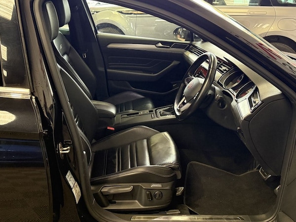 Used Volkswagen Passat 2020 for sale - 76223966: Photo 32