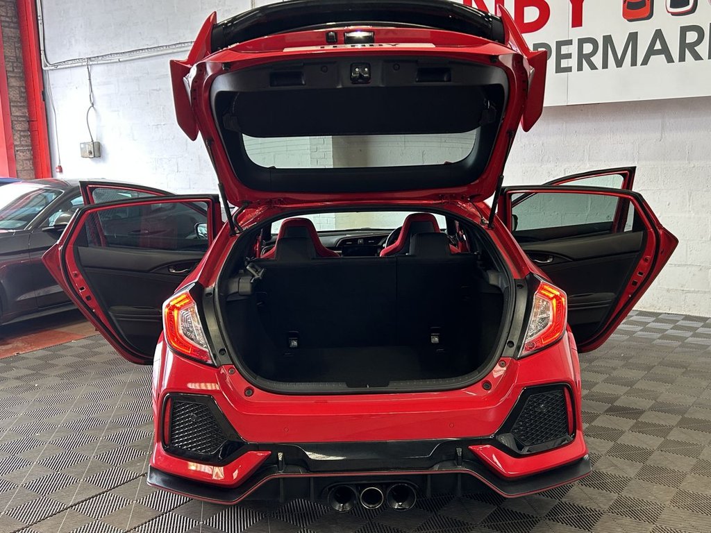 Used Honda Civic 2017 for sale - 77636811: Photo 15