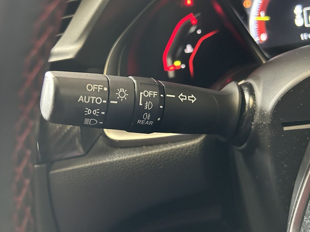 Used Honda Civic 2017 for sale - 77636811: Photo 40