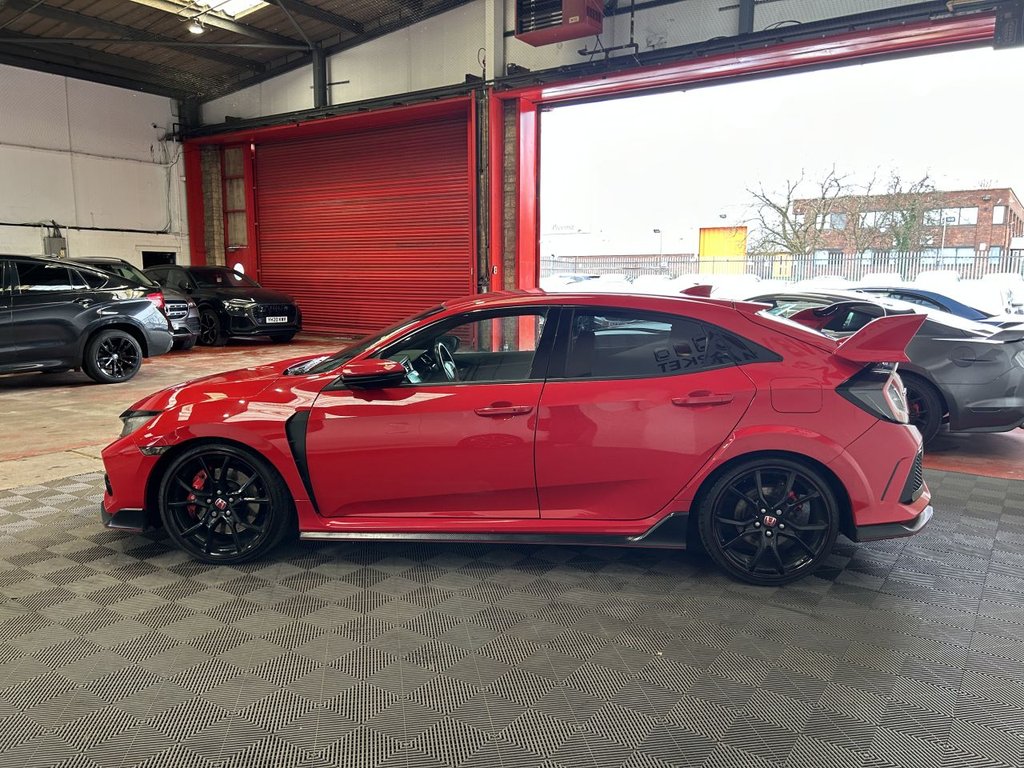 Used Honda Civic 2017 for sale - 77636811: Photo 6