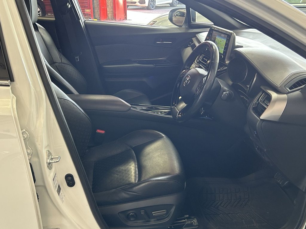 Used Toyota C-HR 2020 for sale - 76623295: Photo 27