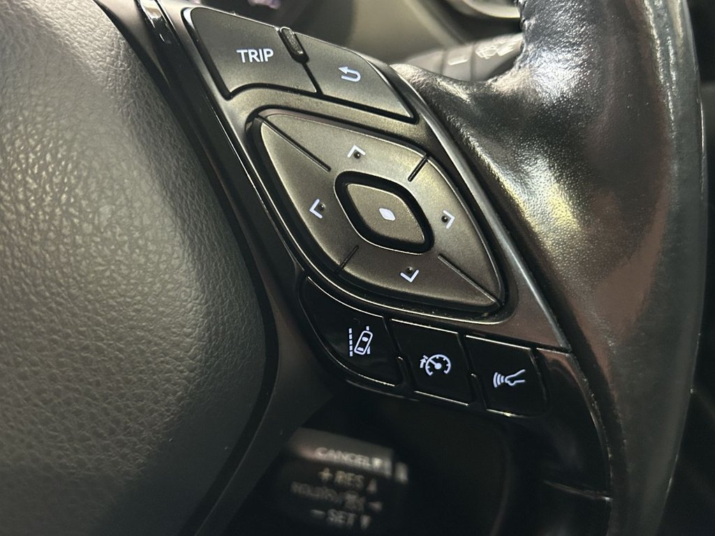 Used Toyota C-HR 2020 for sale - 76623295: Photo 36