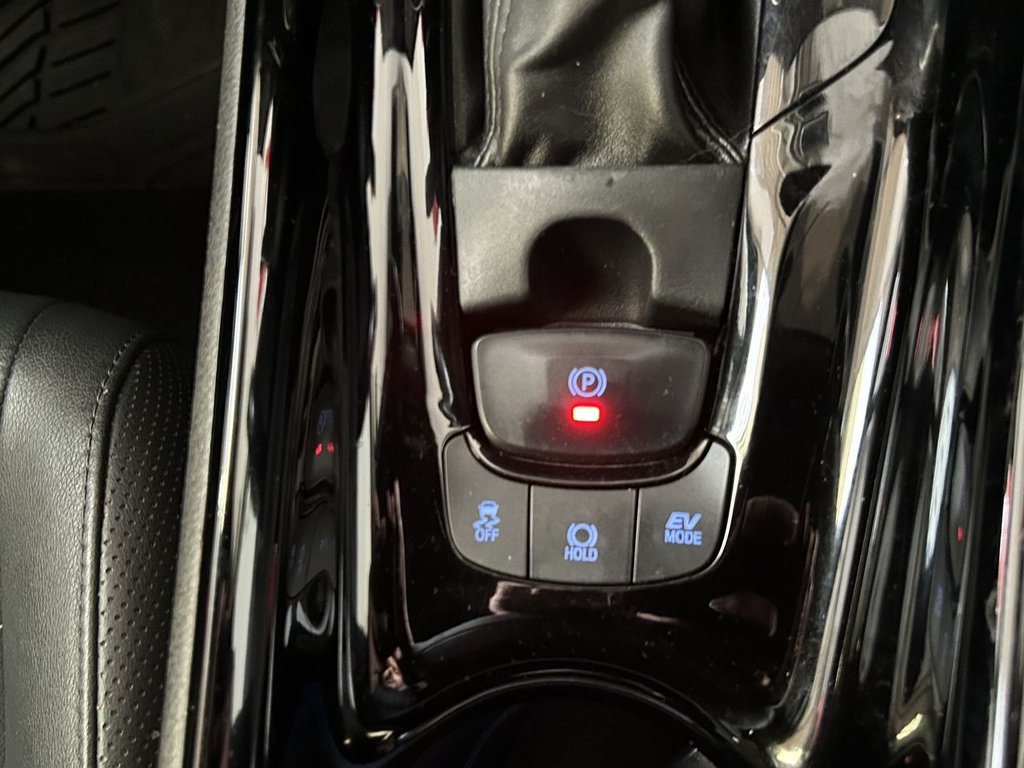 Used Toyota C-HR 2020 for sale - 76623295: Photo 45