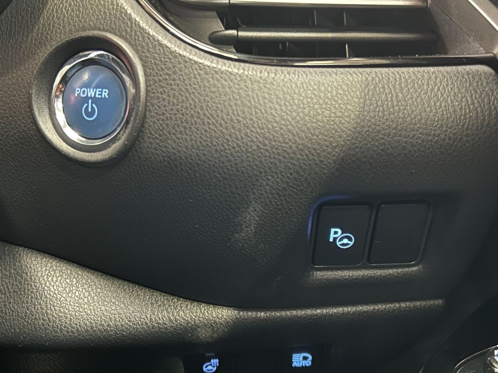 Used Toyota C-HR 2020 for sale - 76623295: Photo 50