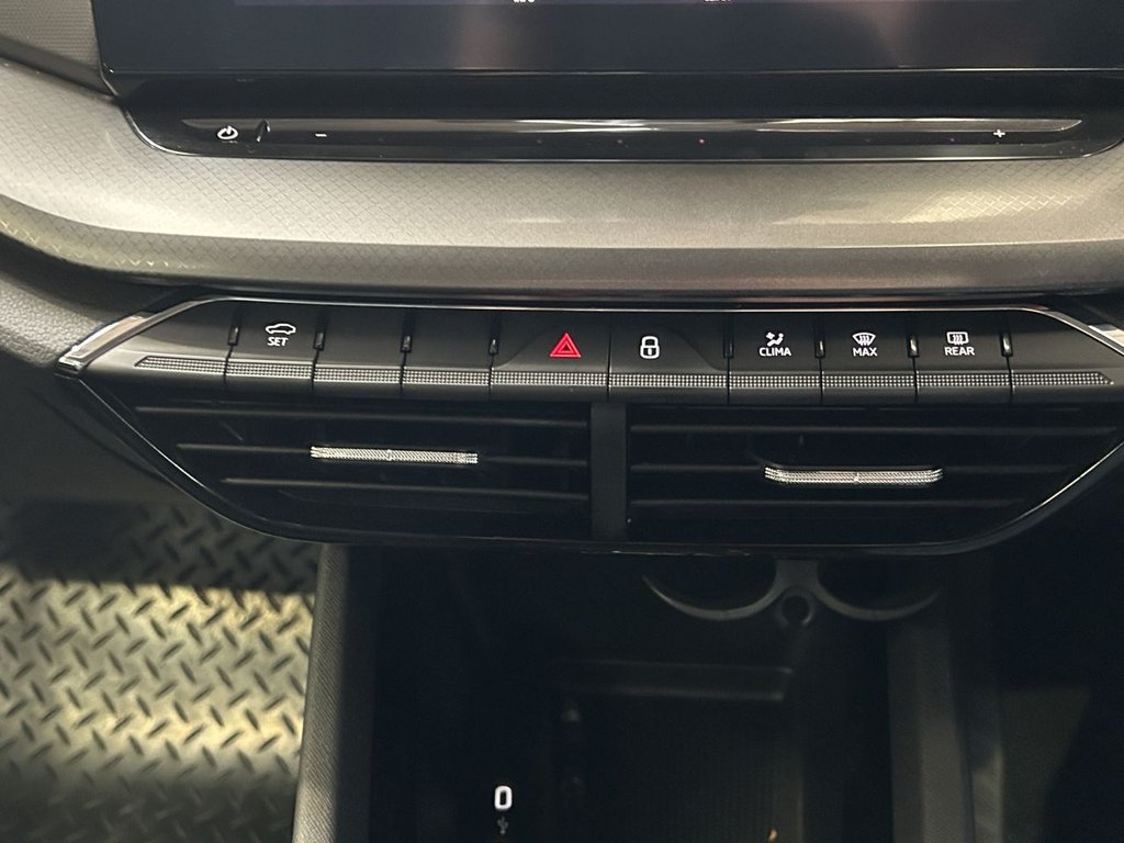 Used Skoda Octavia 2024 for sale - 76092862: Photo 43