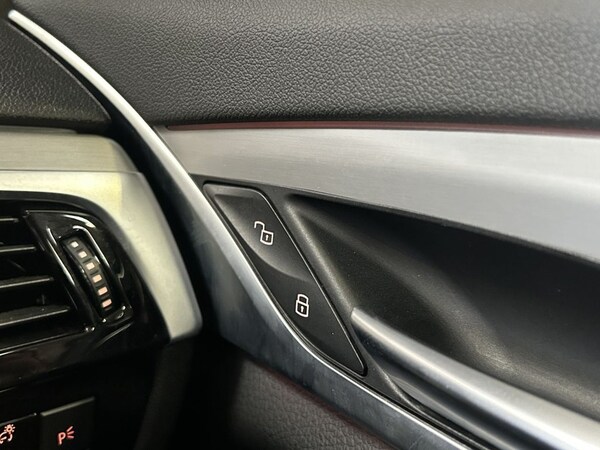 Used BMW 5 Series 2019 for sale - 76172905: Photo 48