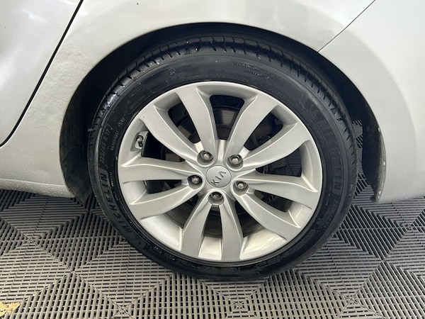 Used Kia Carens 2015 for sale - 74708140: Photo 27
