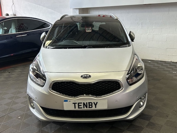 Used Kia Carens 2015 for sale - 74708140: Photo 3