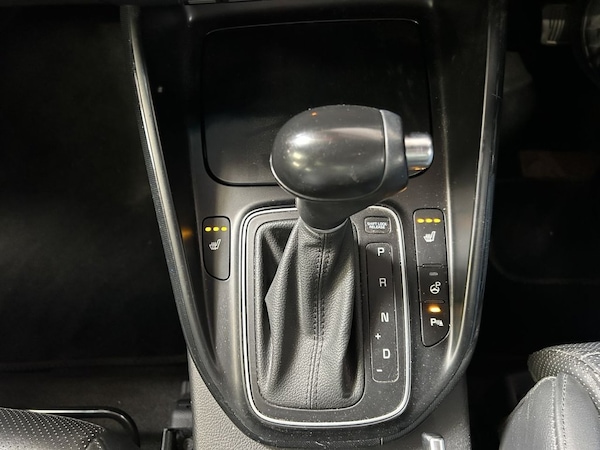 Used Kia Carens 2015 for sale - 74708140: Photo 48