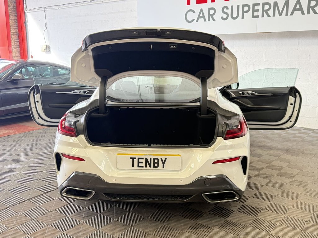 Used BMW 8 Series 2020 for sale - 77680620: Photo 15