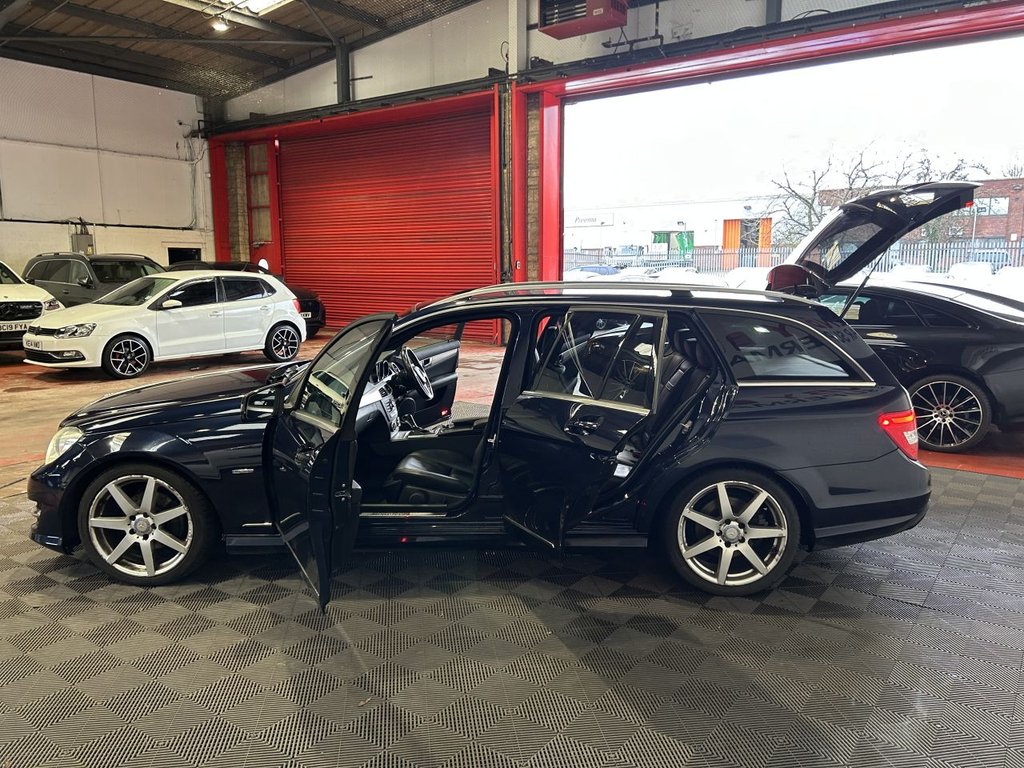 Used Mercedes-Benz C Class 2011 for sale - 77620947: Photo 10