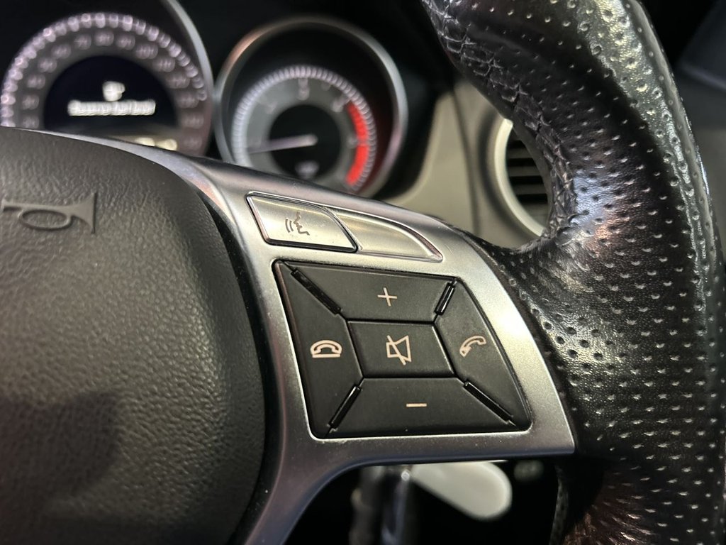 Used Mercedes-Benz C Class 2011 for sale - 77620947: Photo 34