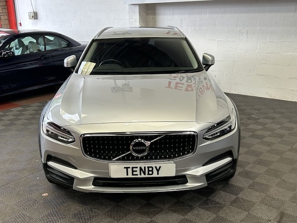 Used Volvo V90 2017 for sale - 75336033: Photo 3