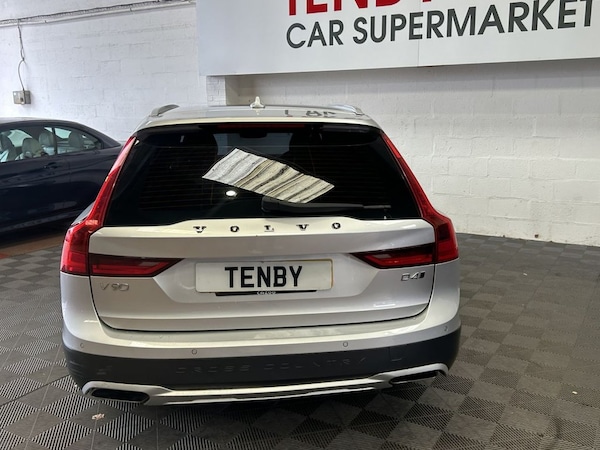 Used Volvo V90 2017 for sale - 75336033: Photo 7