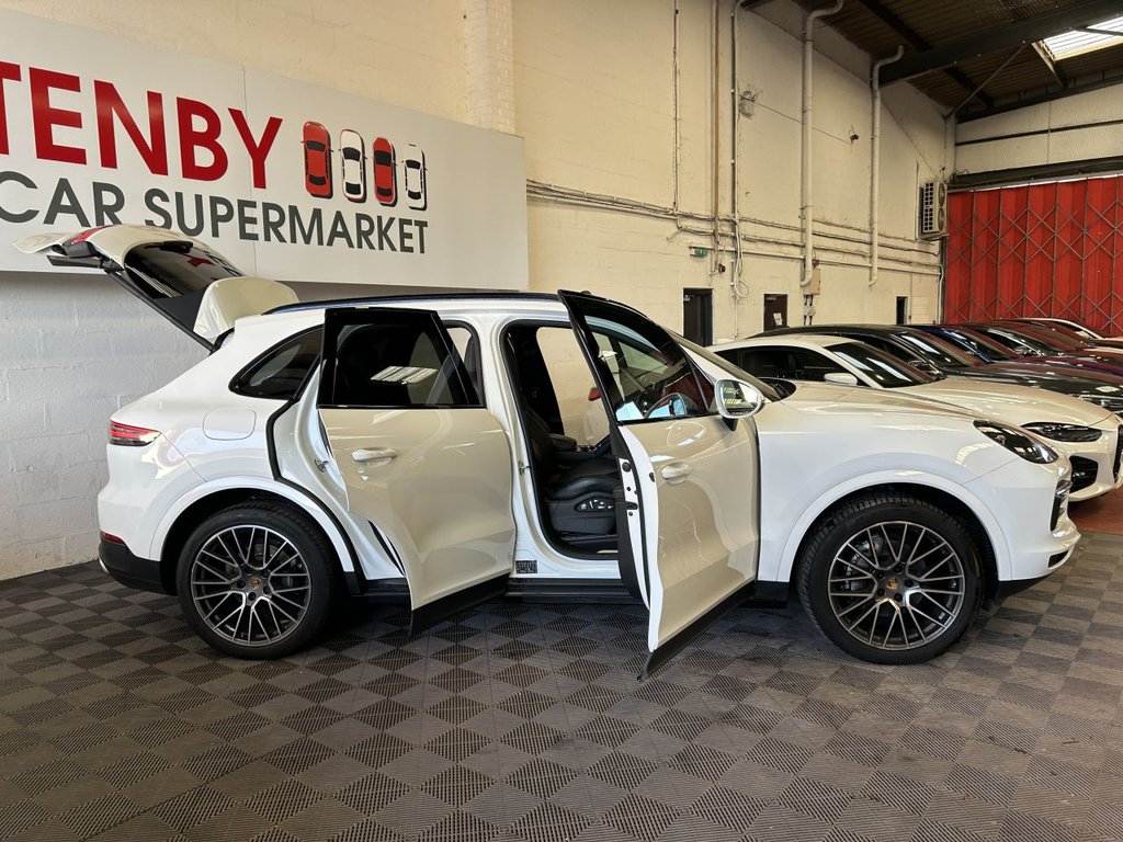 Used Porsche Cayenne 2018 for sale - 76783808: Photo 14