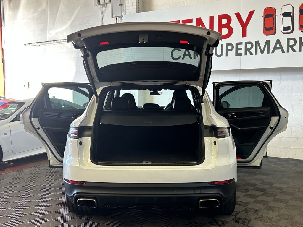 Used Porsche Cayenne 2018 for sale - 76783808: Photo 15