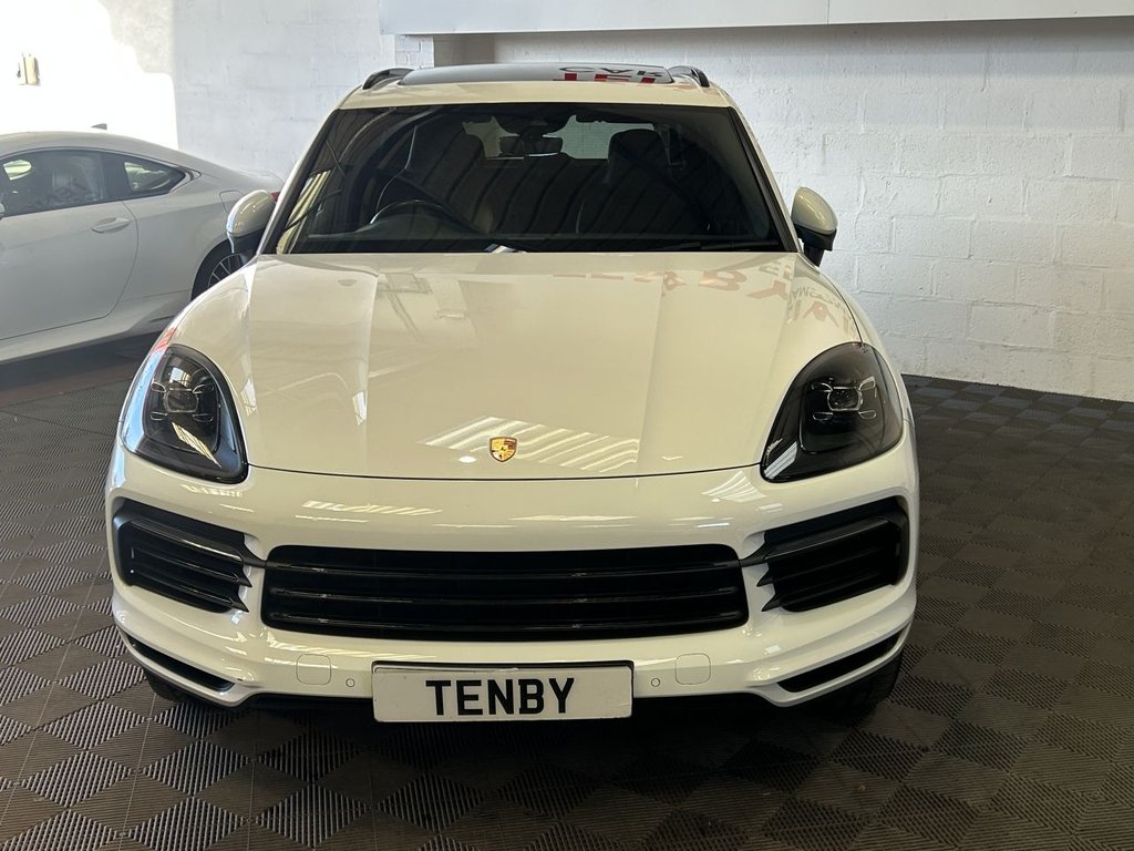 Used Porsche Cayenne 2018 for sale - 76783808: Photo 4