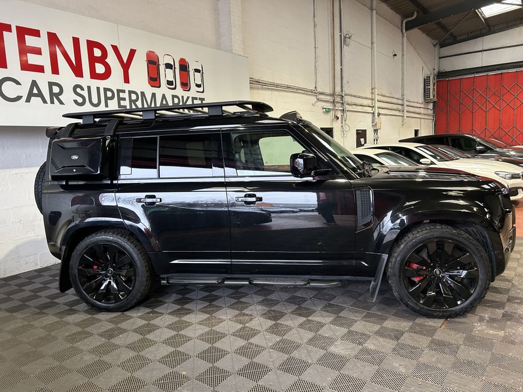 Used Land Rover Defender 2021 for sale - 77572028: Photo 11