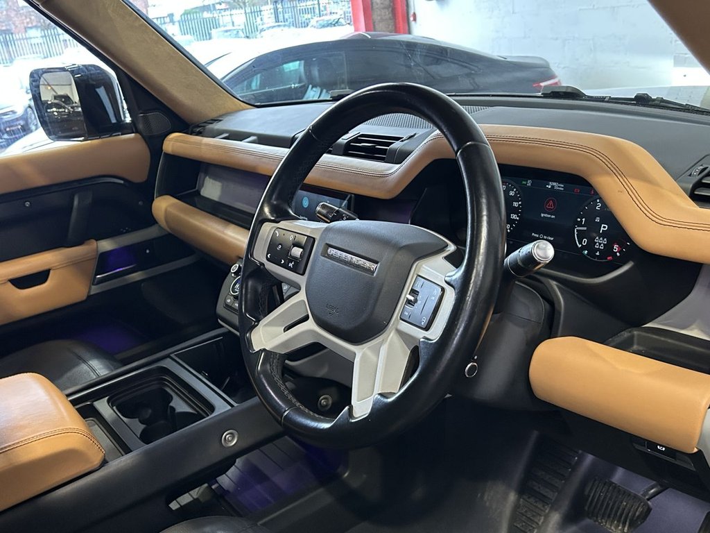 Used Land Rover Defender 2021 for sale - 77572028: Photo 25
