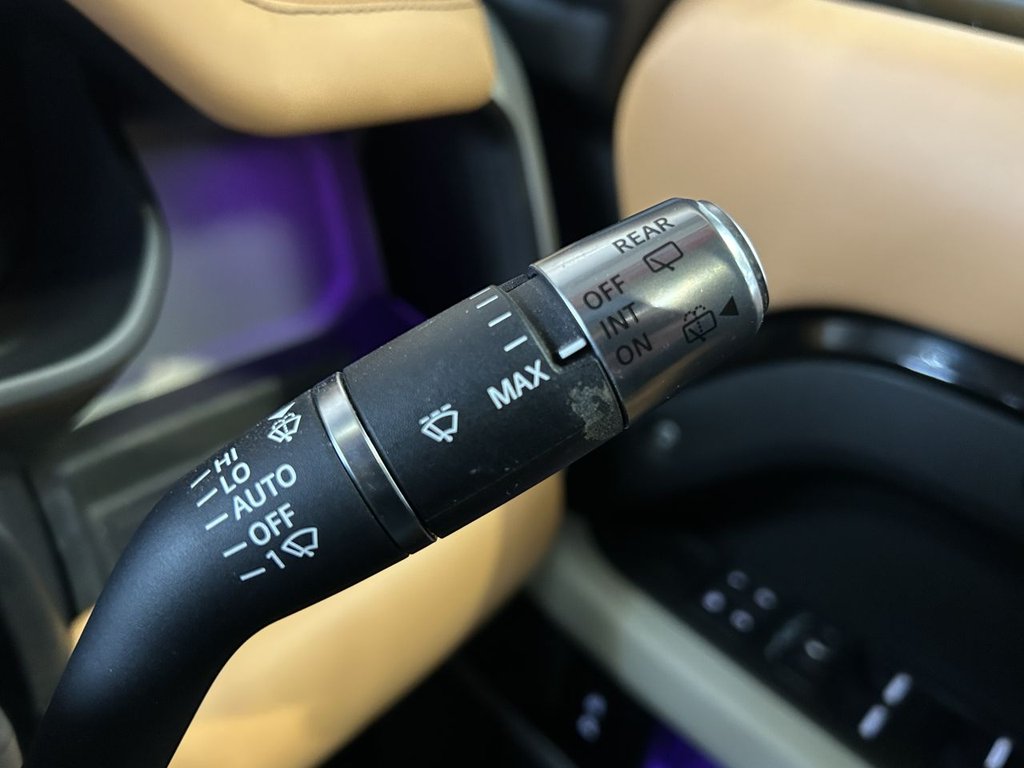 Used Land Rover Defender 2021 for sale - 77572028: Photo 31