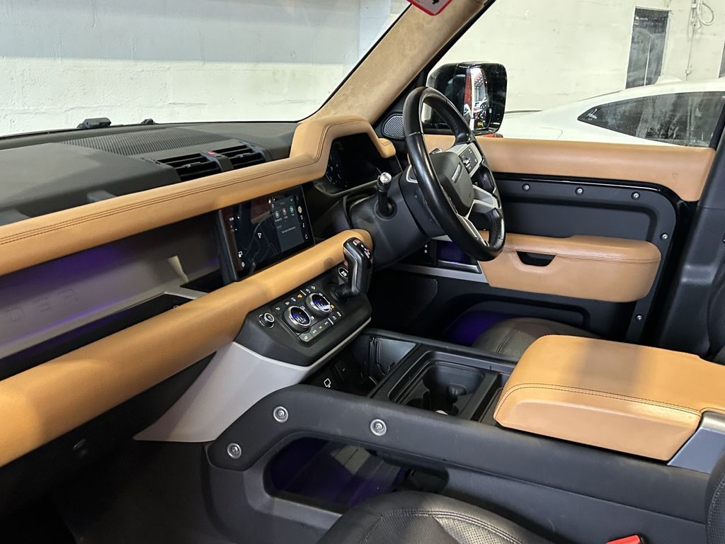 Used Land Rover Defender 2021 for sale - 77572028: Photo 43