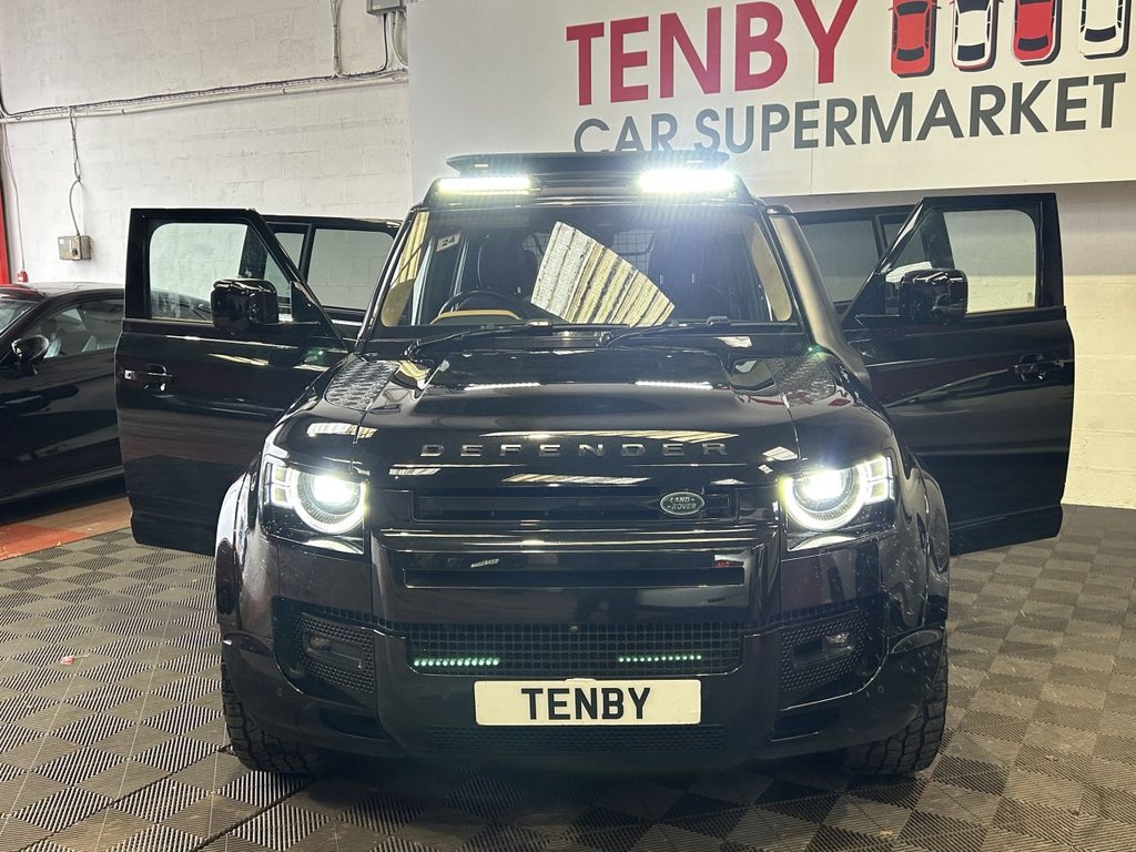 Used Land Rover Defender 2021 for sale - 77572028: Photo 8